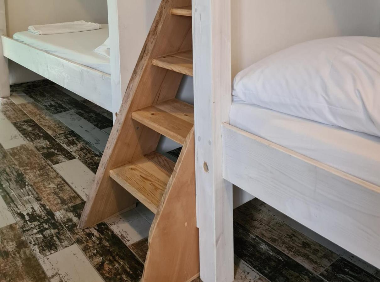 Jetpak Alternative Eco Hostel Салоники Экстерьер фото