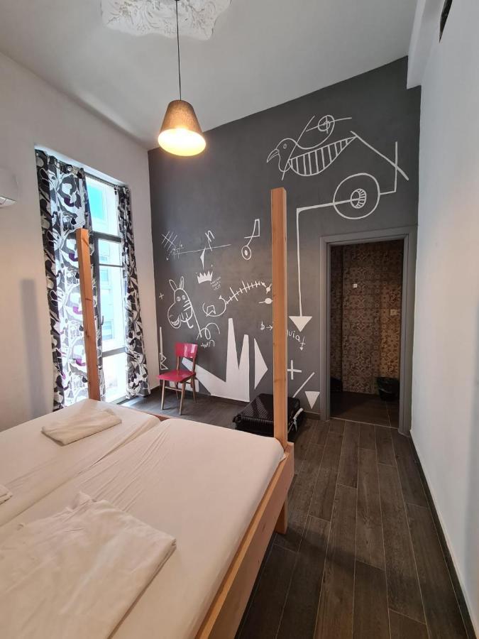 Jetpak Alternative Eco Hostel Салоники Экстерьер фото