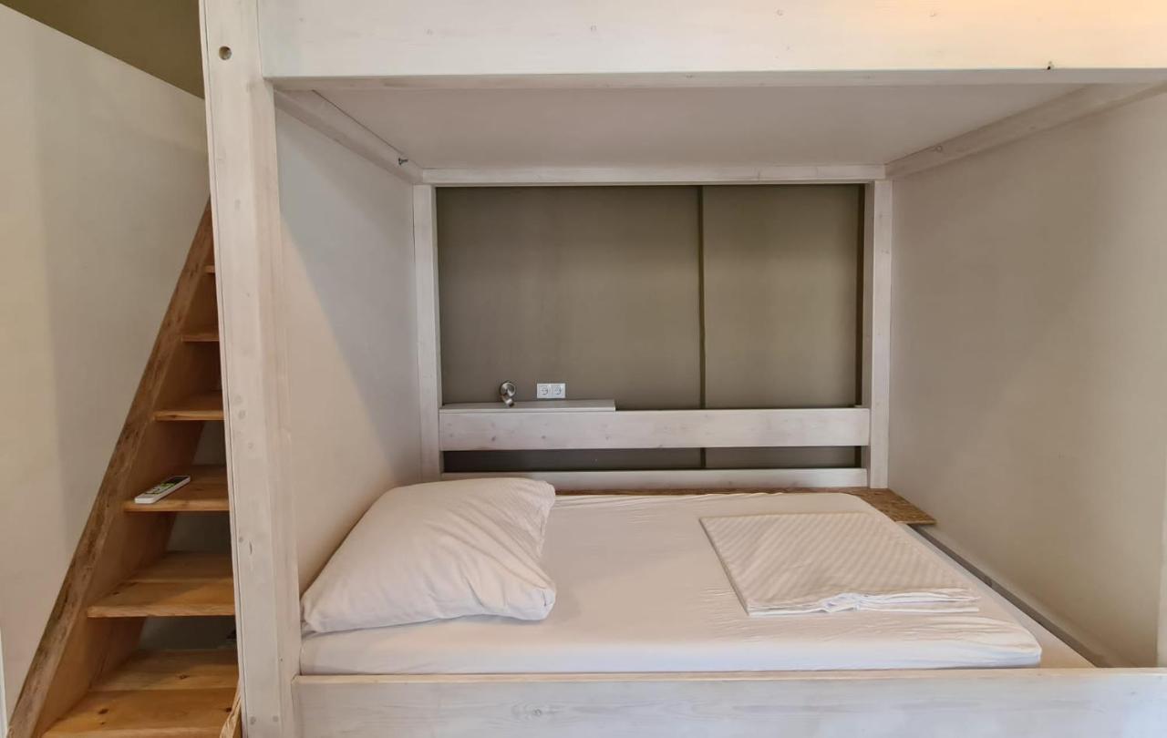 Jetpak Alternative Eco Hostel Салоники Экстерьер фото