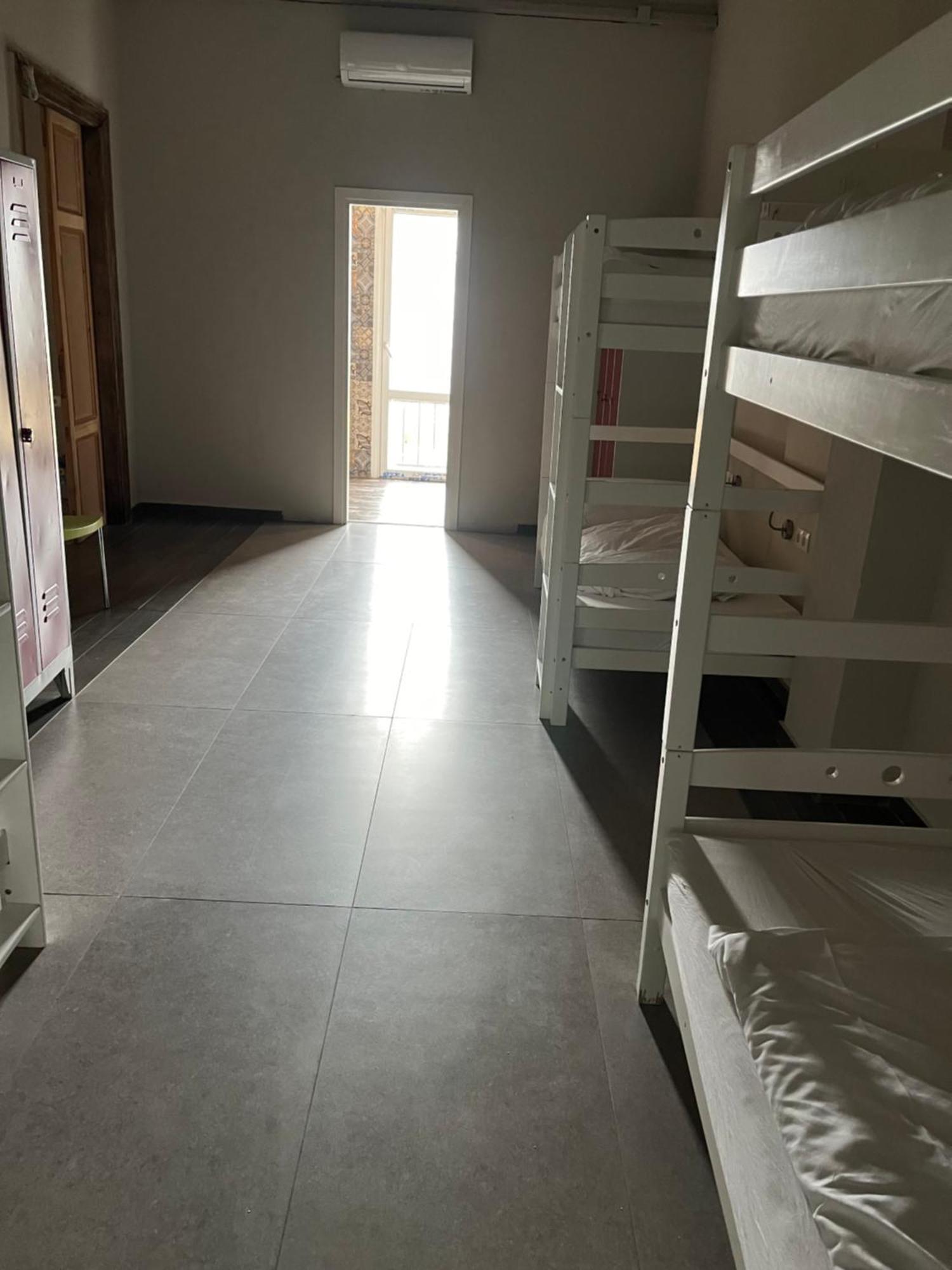Jetpak Alternative Eco Hostel Салоники Экстерьер фото